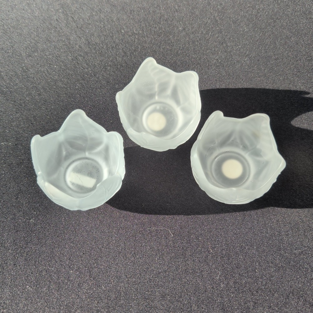 Set of 3 Partylite Frosted Lotus Blossom Glass Votive Candle Holders P0290 - Picture 5 of 10